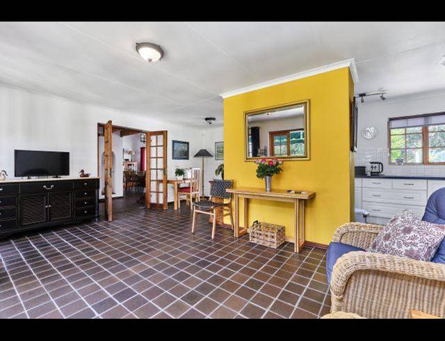 2 BEDROOM HOUSE FOR SALE IN SUNNINGHILL